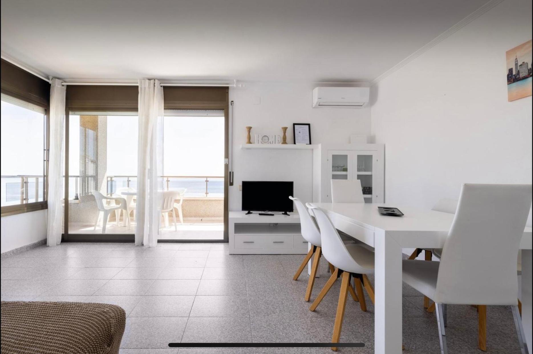 Beach Apartment In Calafell Kültér fotó