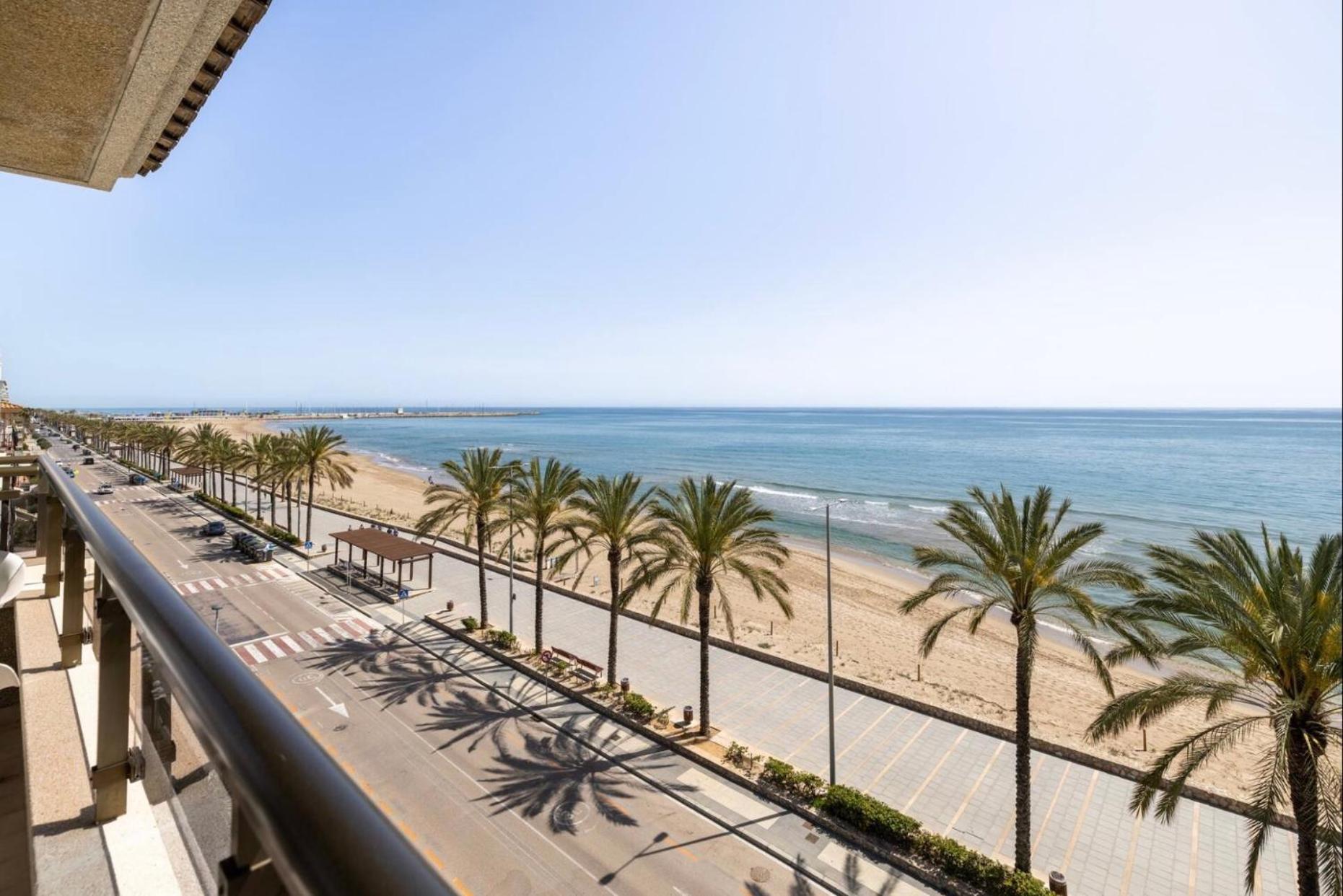 Beach Apartment In Calafell Kültér fotó